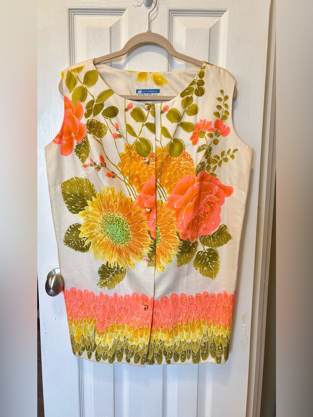Walteh Clarke VTG Floral Sleeveless Button Front Top - Coral, Yellow, Green Sz16